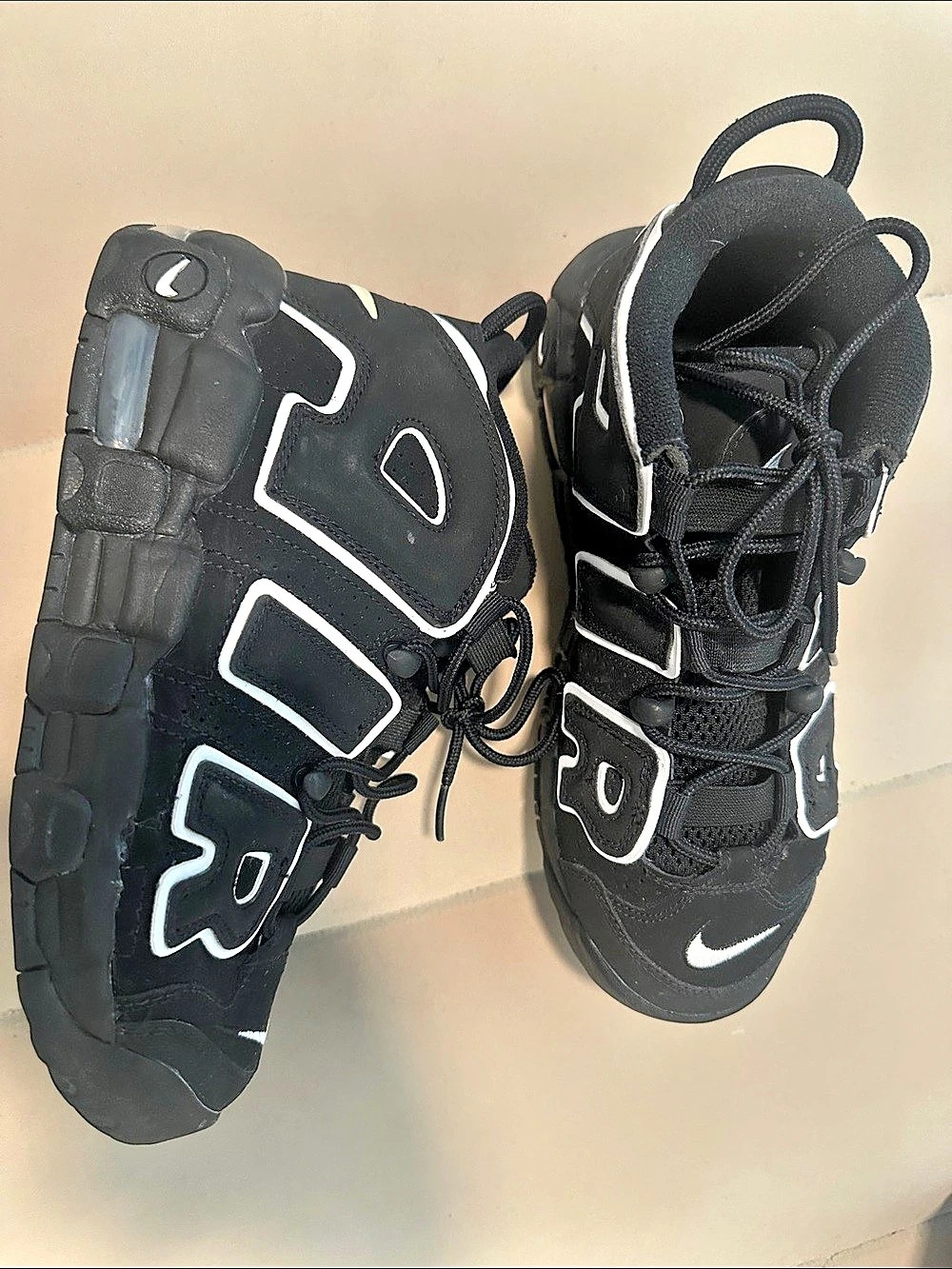 Nike Air More Uptempo GS Black White Black & White US 6.5Y Sneakers